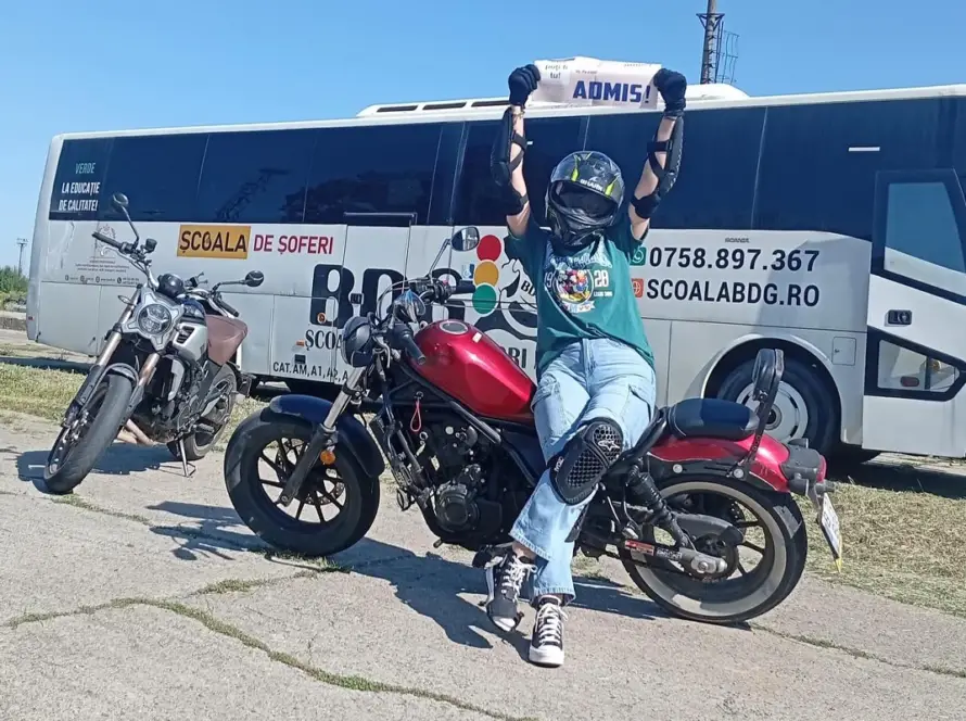 persoana ce a luat permisul de motor